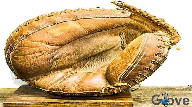 Worn-out-baseball-glove.jpg