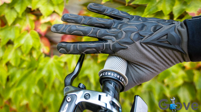 Pro-Choice-Cycling-Gloves.jpg