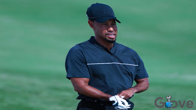 How-many-gloves-does-Tiger-Woods-use.jpg